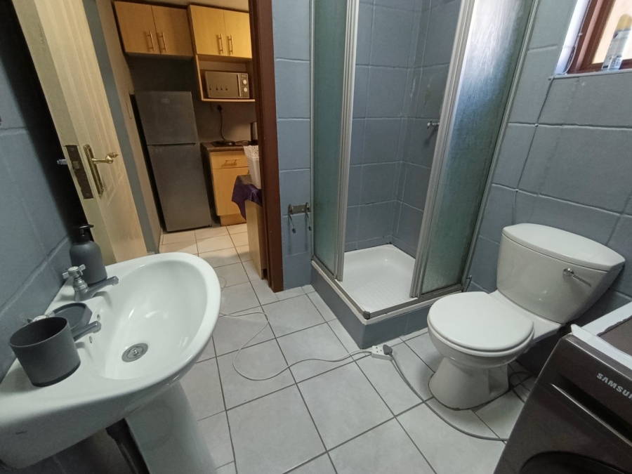 1 Bedroom Property for Sale in Brandwag Free State